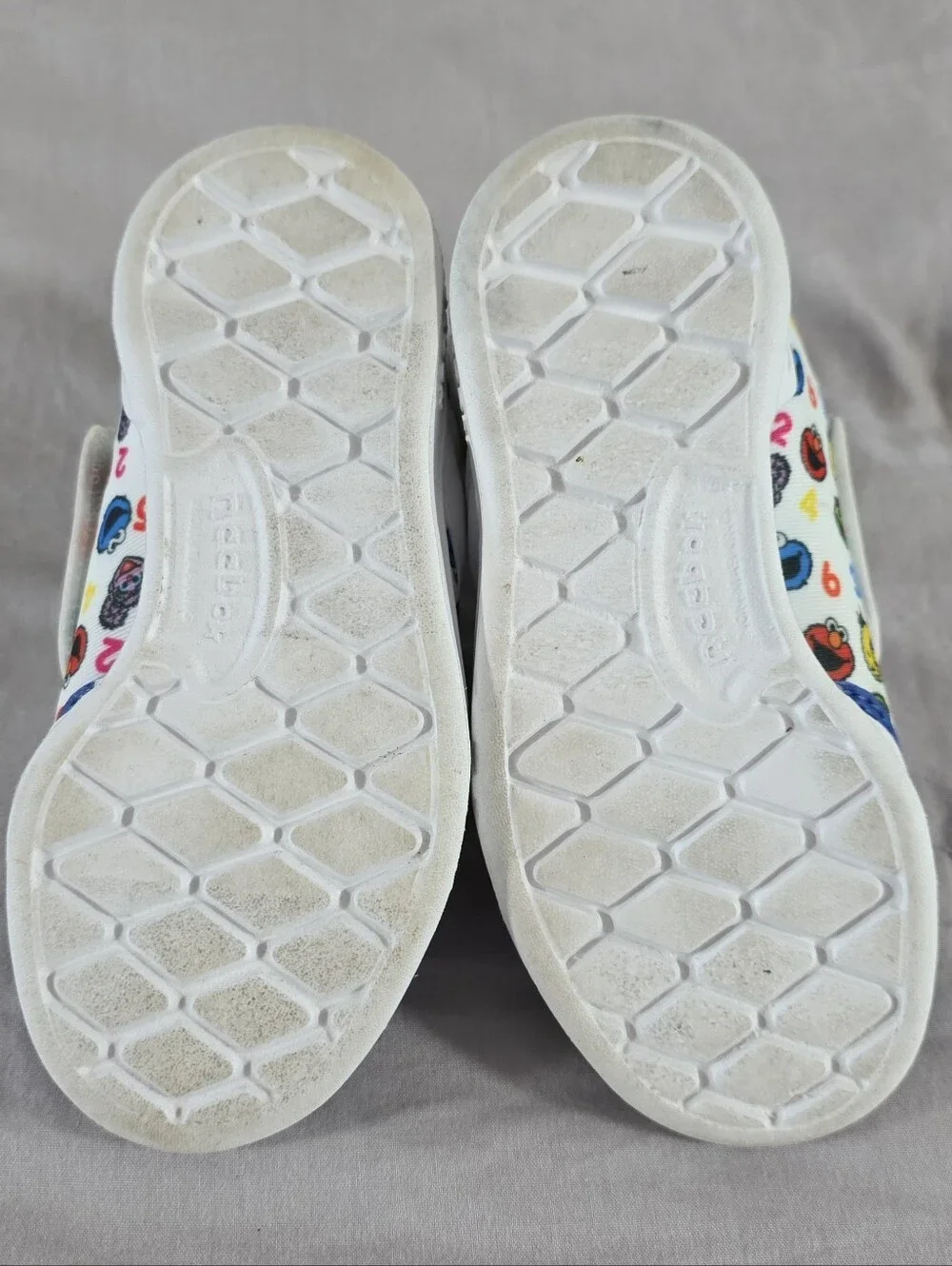 Reebok Kids Reebok x Sesame Street Club C Revenge Slip On Sneakers Hook & Loop 9